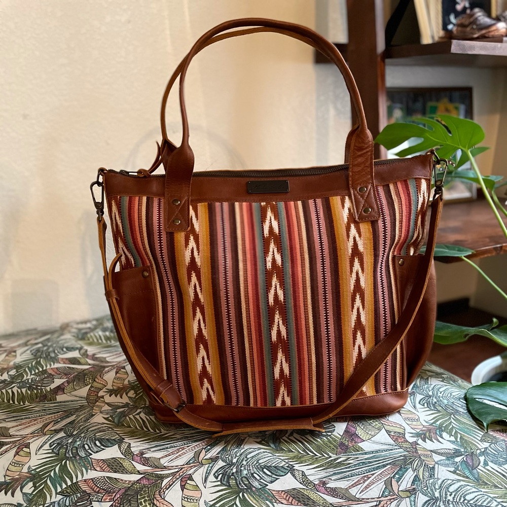 Nena and Co. Esperanza Large TPB